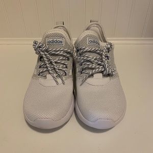 Women’s Adidas Sneaker